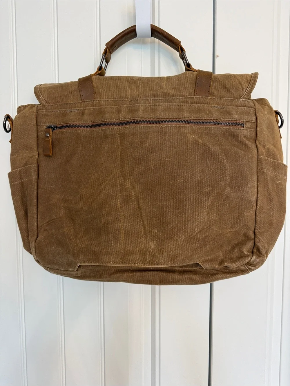 Classic Tan/Brown Canvas Messenger Bag for Men NWOT